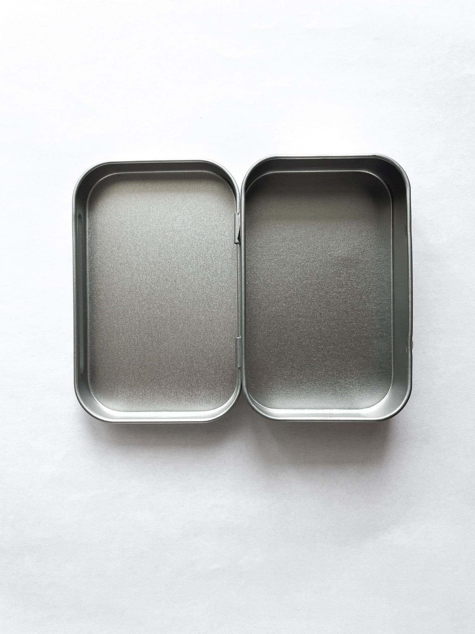 Dune Flower Tin